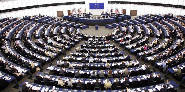 European deputies vote during a plenary session at the European Parliament's Hemicycle May 24, 2007, in Strasbourg. 