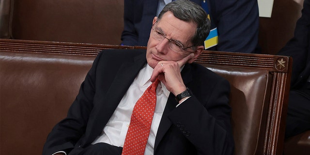 Sen. John Barrasso, R-Wy., is among the GOP lawmakers to express concern over the DOE's grant to Microvast.